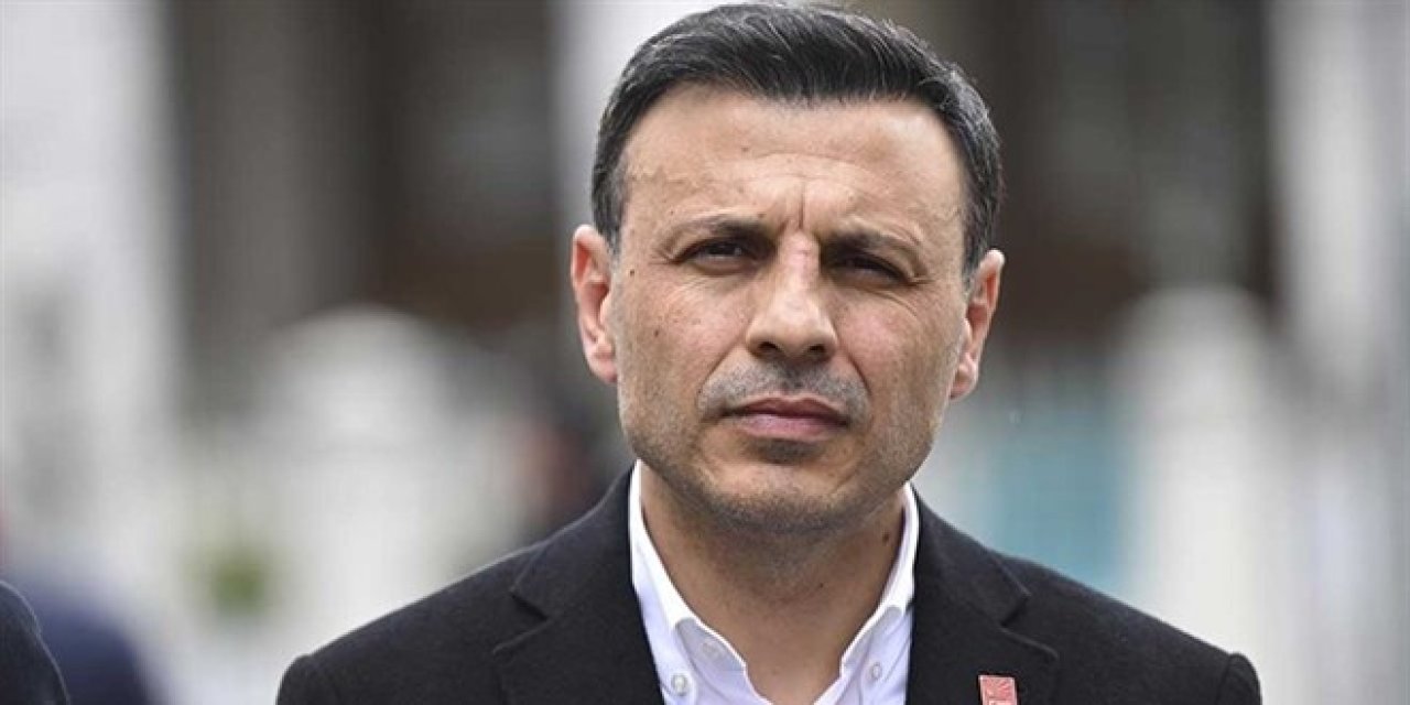 Özgür Çelik yeniden CHP İstanbul İl Başkanı seçildi!