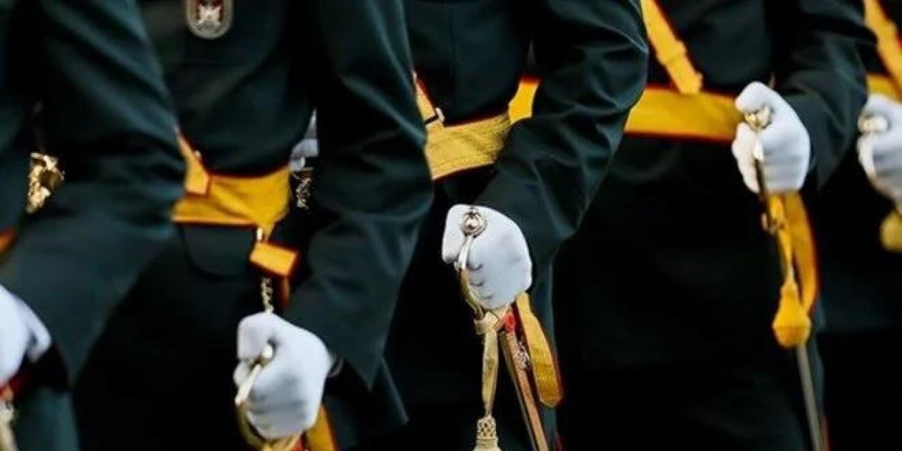 Sözleşmeli Subay ve Astsubayların Muvazzaflığa Geçiş Şartları Yenilendi