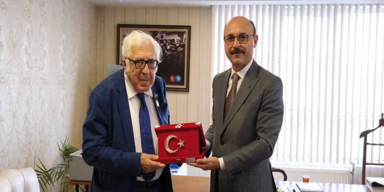 Türk ve Dünya Edebiyatı'nın Büyük Üstad Anar Rızayev’den Talip Geylan'a Ziyaret
