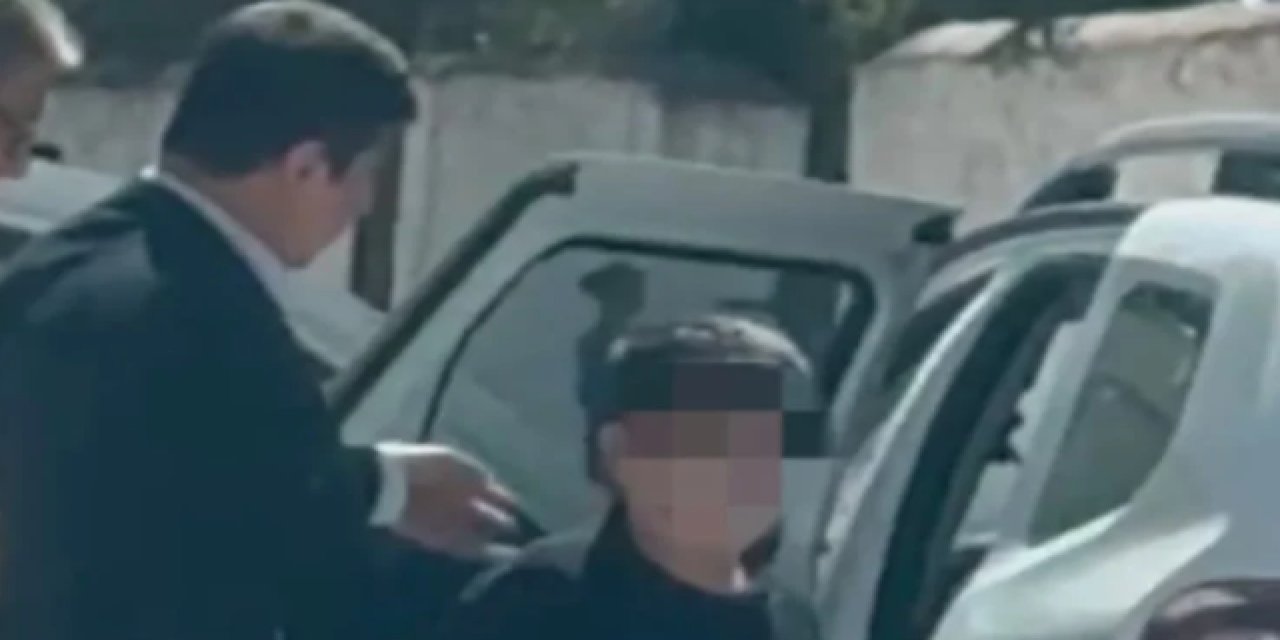 Müdür, Makam Aracını Oğlunun Okul Servisi Yaptı!