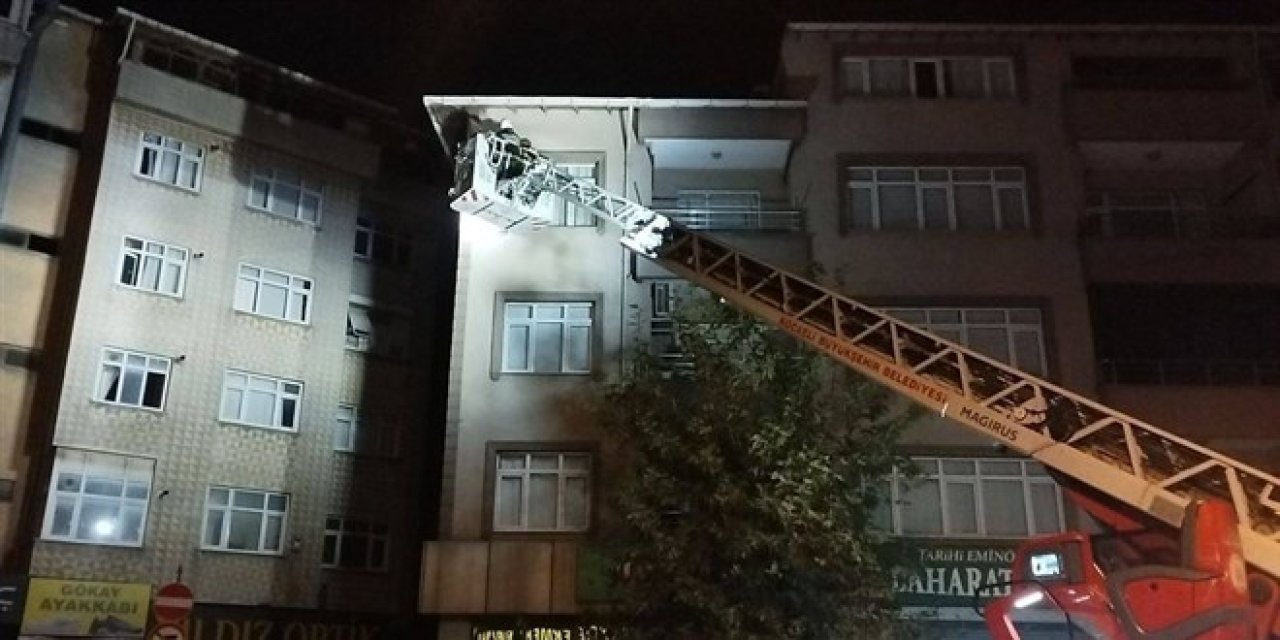 Gebze diken üstünde! Bakan Kurum: 16 bina tahliye edildi