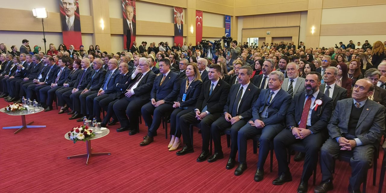 MHP’den Sağlıkta Yenilik Çağrısı: 13 Masadan 13 Kritik Sorun Çıktı!