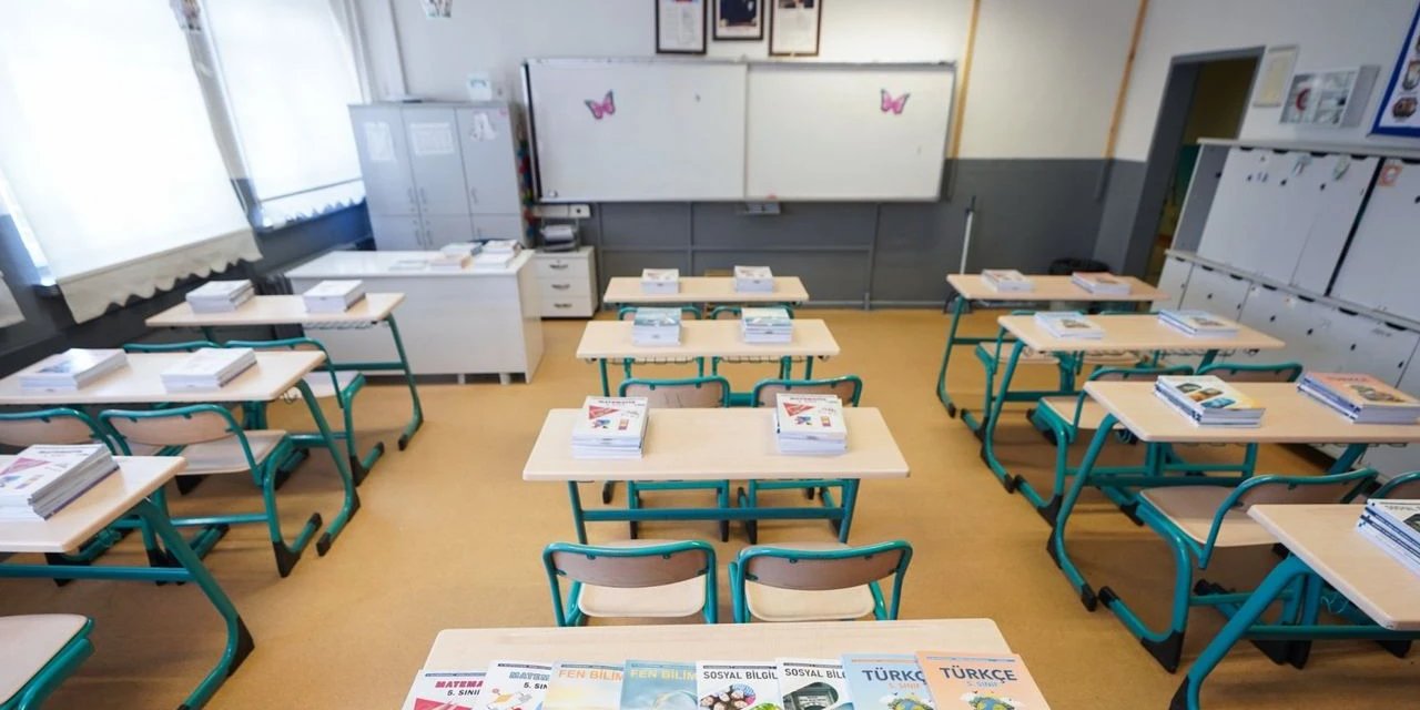 Eğitimde Fırsat Eşitliği Mümkün mü? Özel-Devlet Okul Farkını Kapatacak 5 Kritik Adım!