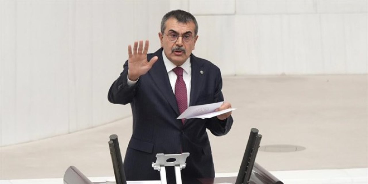 AGS Kontenjanı Artıyor mu? Bakan Tekin’den Öğretmen Adaylarını Sevindiren Açıklama