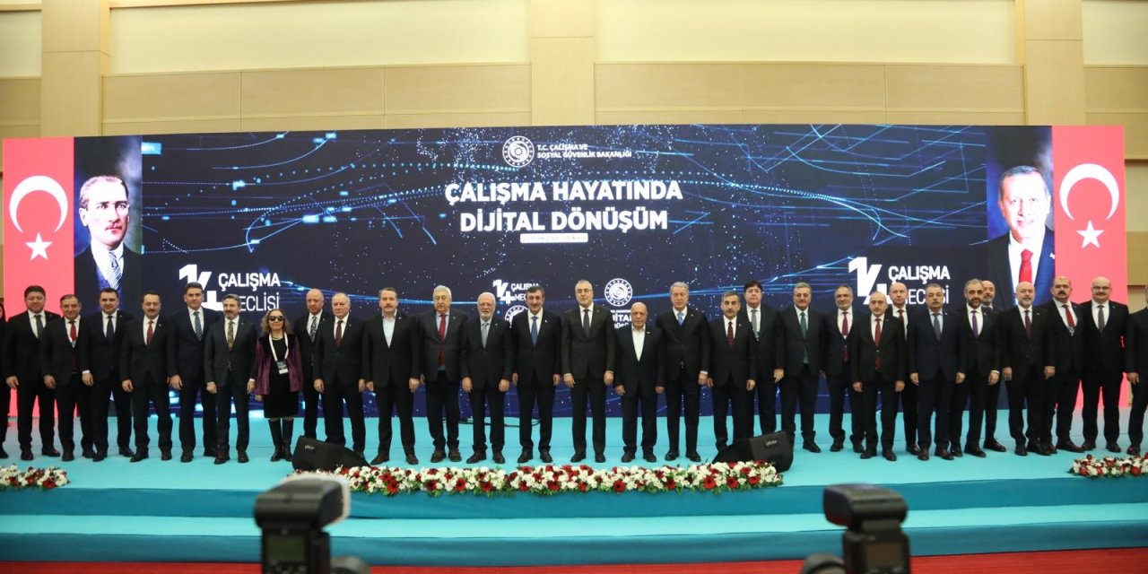 14. Çalışma Meclisi Toplantısı Yapıldı: Çalışma Hayatında Dijital Dönüşüm Tartışıldı