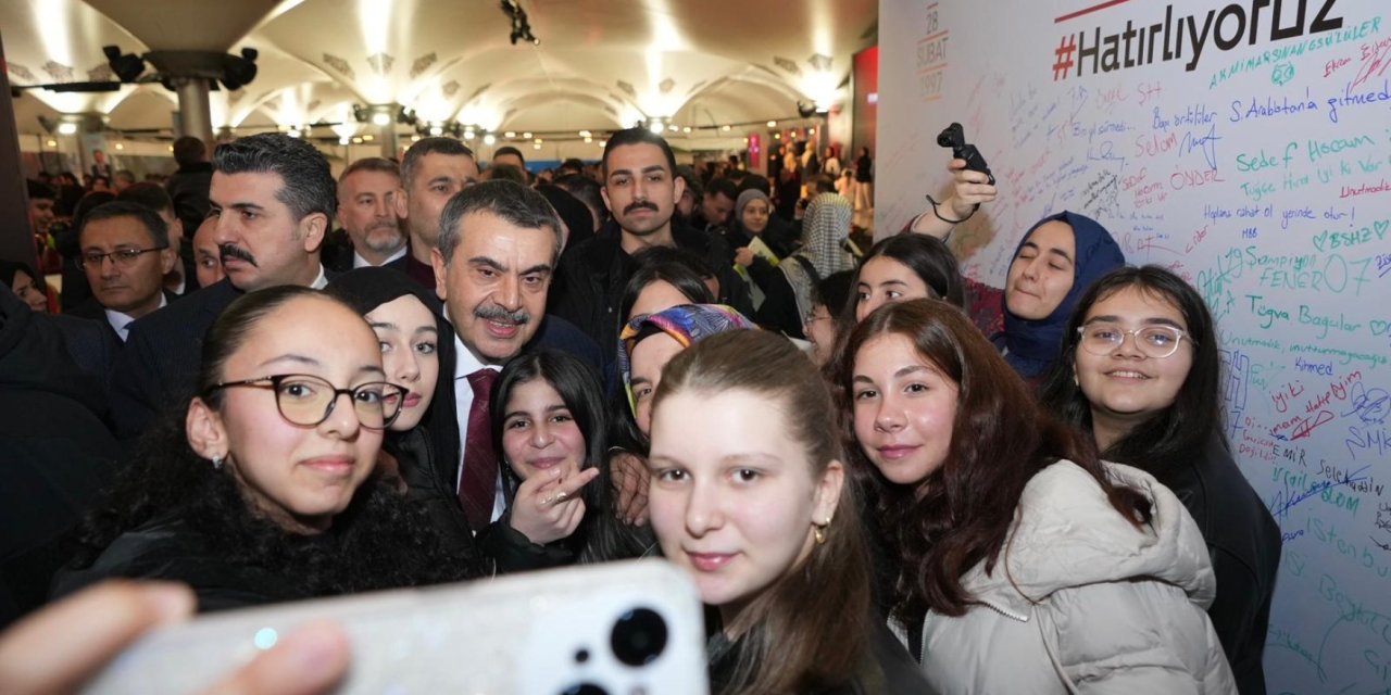 Bakan Tekin ÖNDER’in iftarına katıldı: 28 Şubat ve “Ramazan etkinlikleri” mesajı