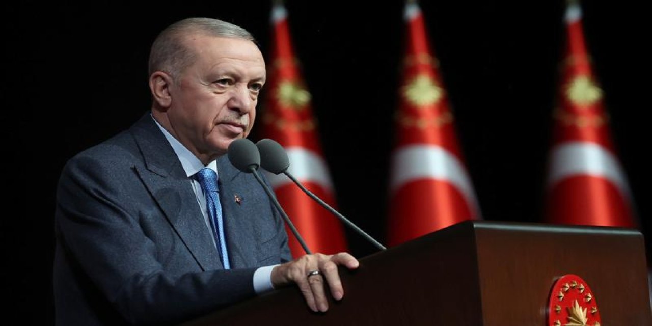 Cumhurbaşkanı Erdoğan "Öğretmene Kalkan El Geleceğimize Saplanan Hançerdir" Dedi