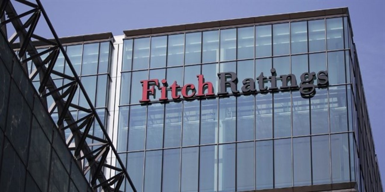 Fitch’ten Türkiye kararı: Kredi notu korunurken görünüm düşürüldü