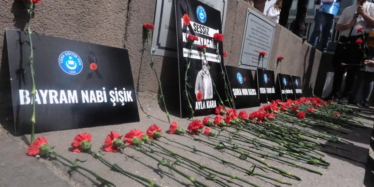 Türk Eğitim-Sen Genel Merkezi’nden 81 ilde eş zamanlı anma: Eğitimde şiddete karşı ortak çağrı