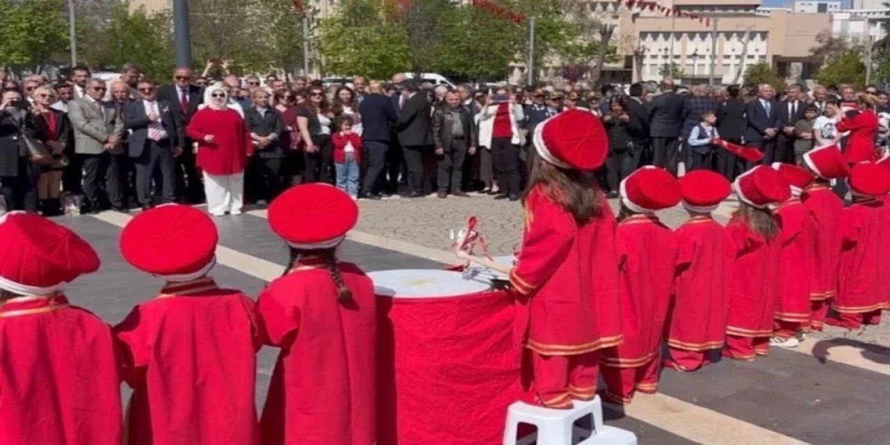 Muammer Karaman’dan 23 Nisan tepkisi: “Çocuk bayramında çocuklara sırt çevirdiler”