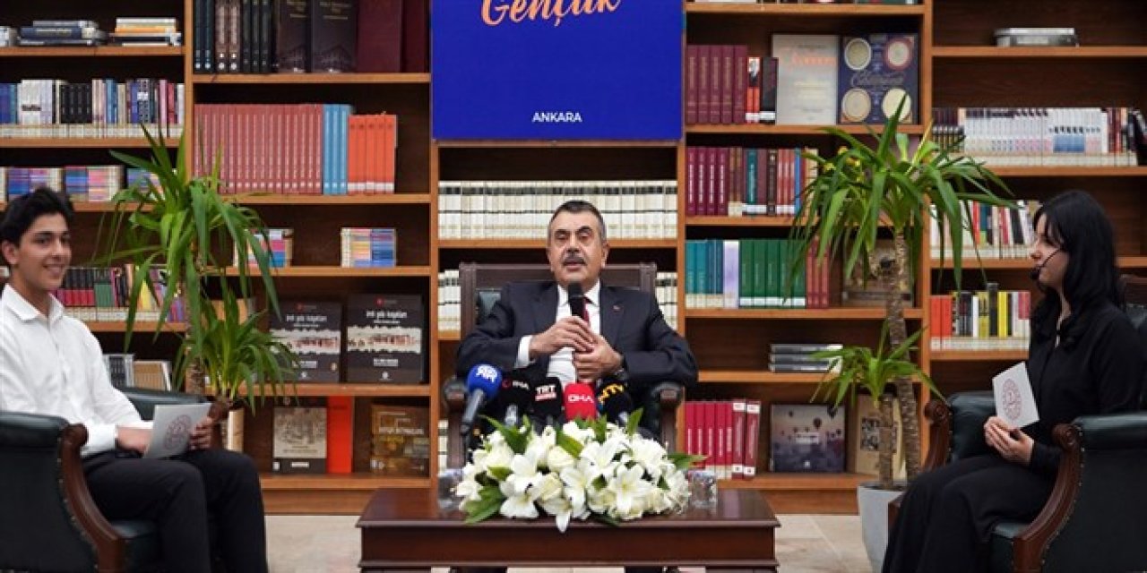 Bakan Tekin’den YKS Adaylarına Kritik Uyarı: “Eski Sorular Dönemi Bitti”