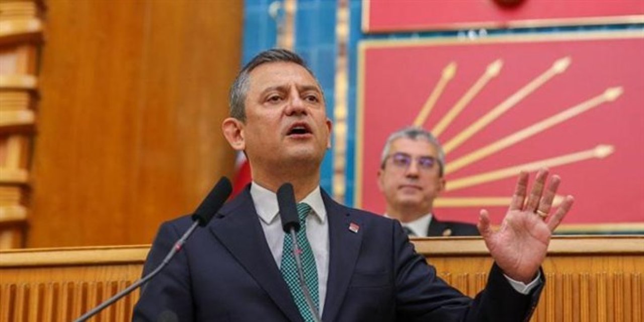 Özgür Özel ve 28 üye Parti Meclisi'nden istifa etti