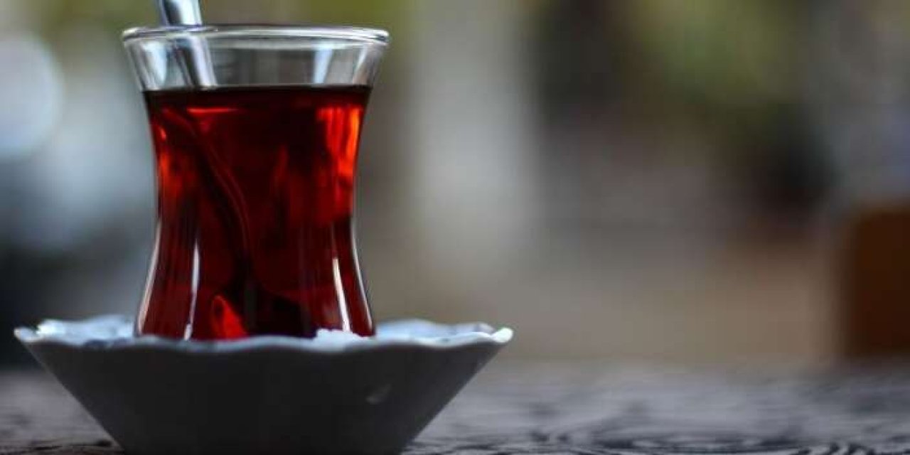 Okul Müdüründen Öğretmenlere "Çay Ocağı" Talimatı: Resmi Yazıyla Yasaklandı