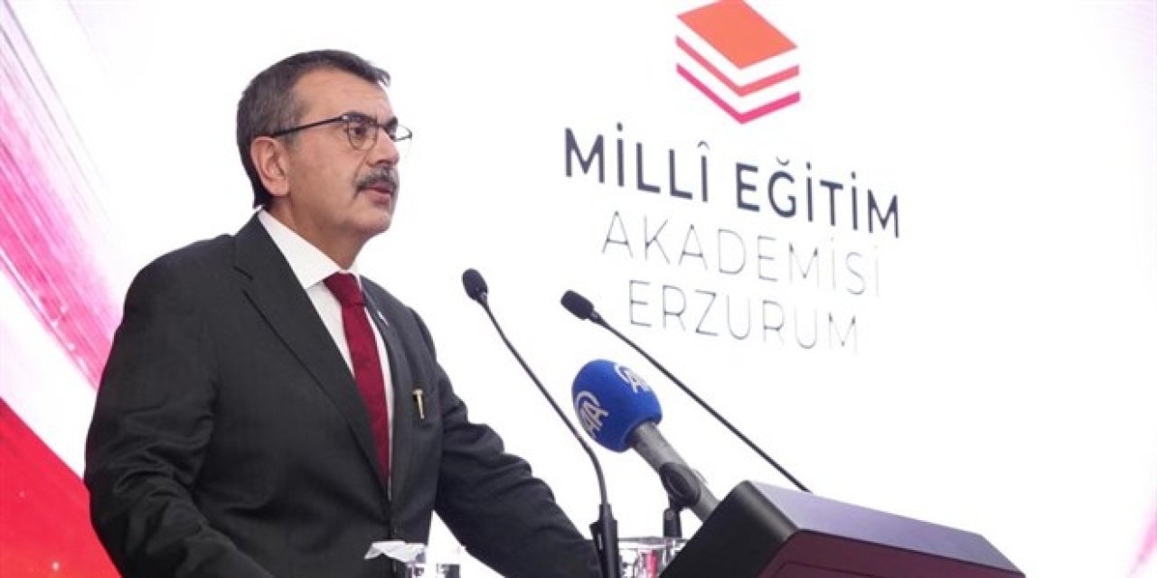 Bakan Tekin açıkladı: Öğretmenler her 5 yılda bir Akademide zorunlu eğitim alacak