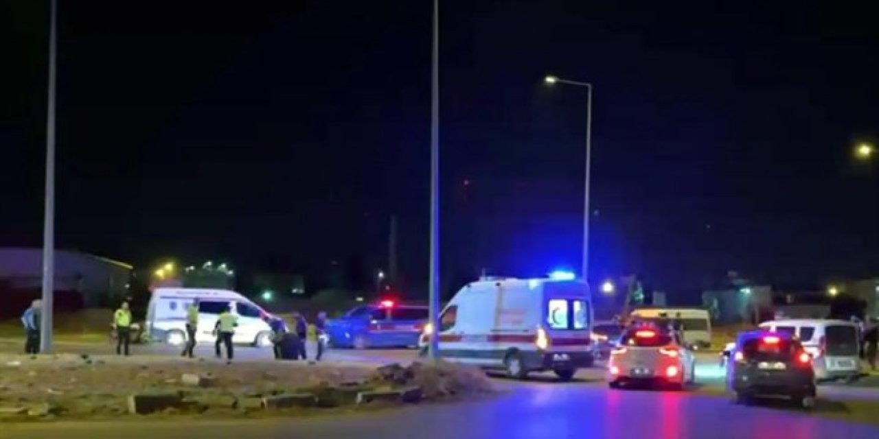 Düğün konvoyu savaş alanına döndü! Gelin ve damadın yakınları çatıştı