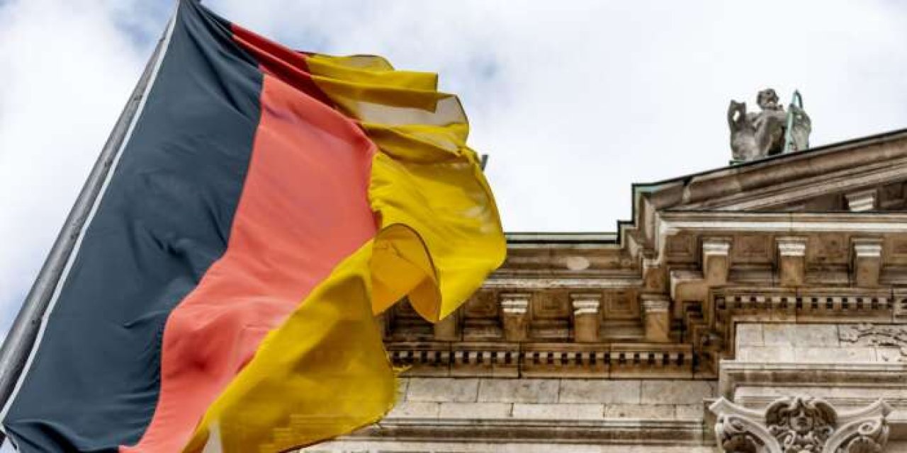10 yıldır raporlu ama kadrosu dolu! Berlin'de "hayalet öğretmen" krizi