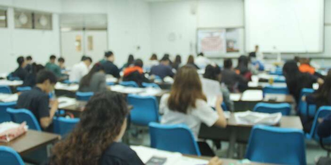 Üniversite kaydı e-Devlet'ten yapılabiliyor: 24-26 Ağustos'ta 3 tıkla işlem