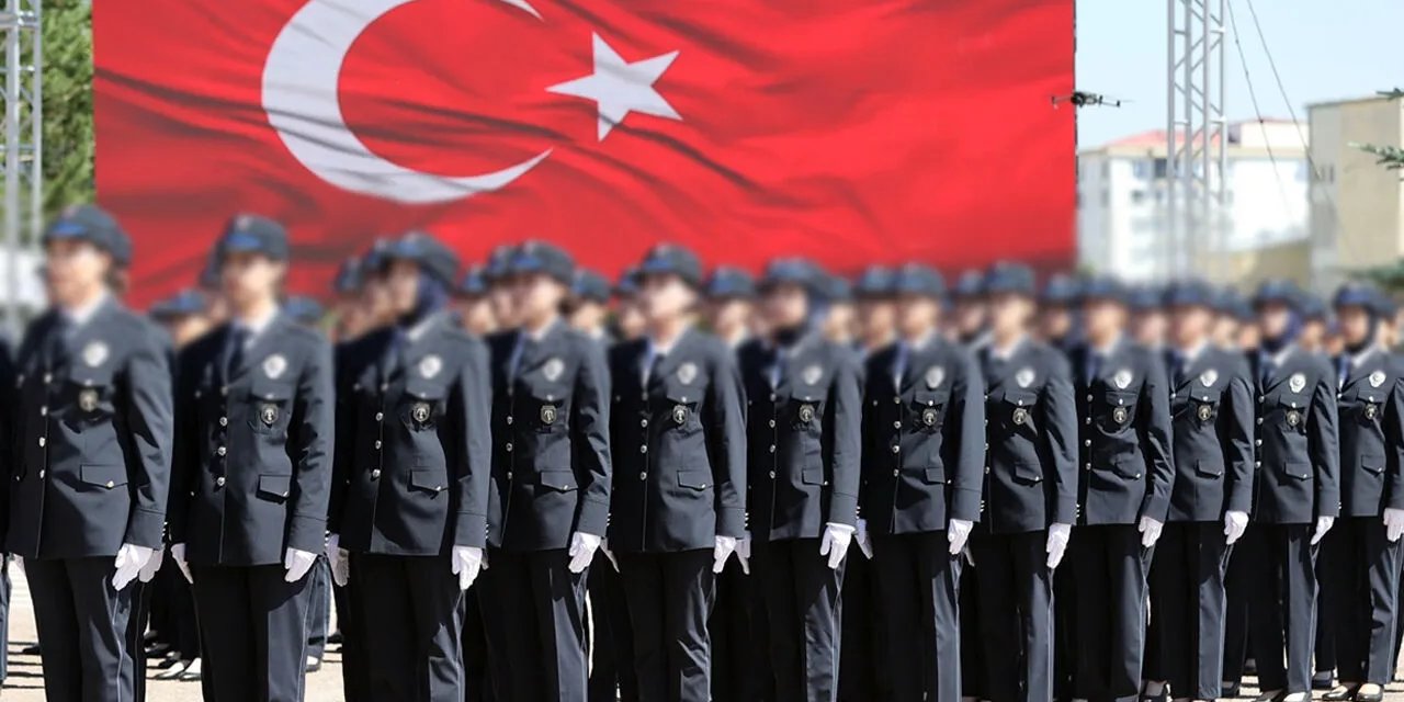 Kadın polislere tunik zorunluluğu mu geliyor? Bakanlıktan dikkat çeken çalışma