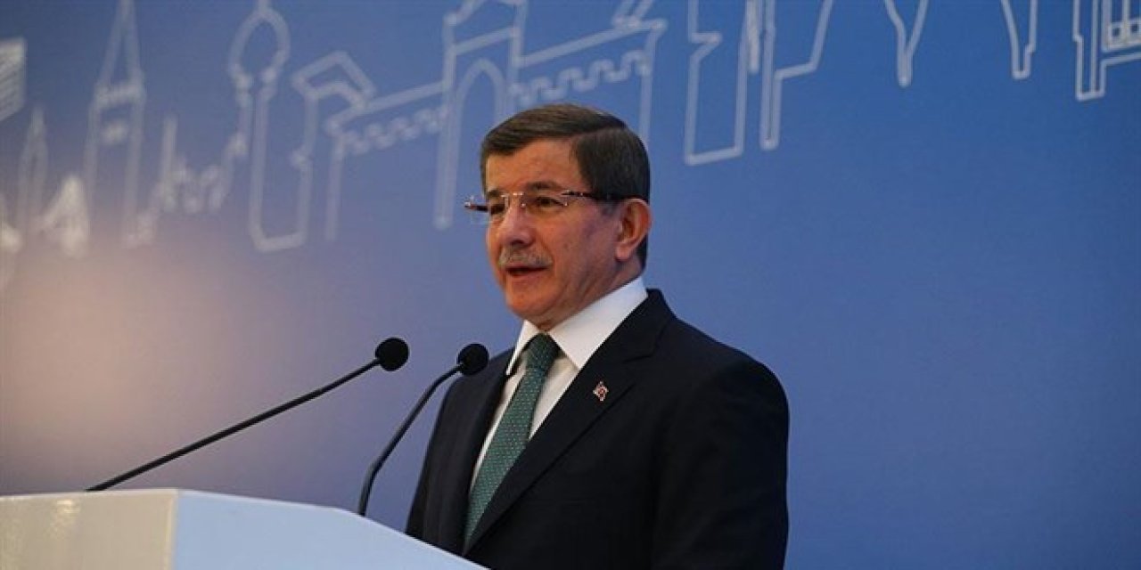 Ahmet Davutoğlu hakkında Cumhurbaşkanına hakaret soruşturması