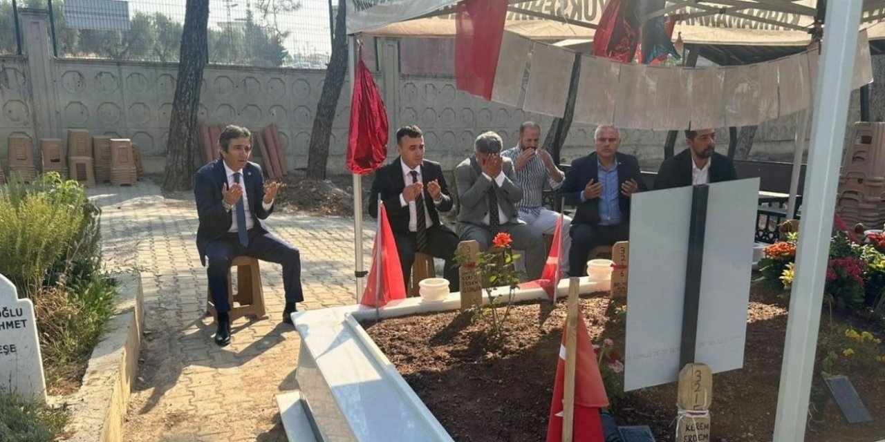 Yeni Eğitim Yılının İlk Gününde Duygulandıran Anma! Ayla Öğretmen Dualarla Anıldı