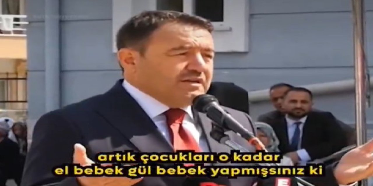 Validen Velilere Uyarı: "Hemen Öğretmenlerin Yakasına Yapışmayın"