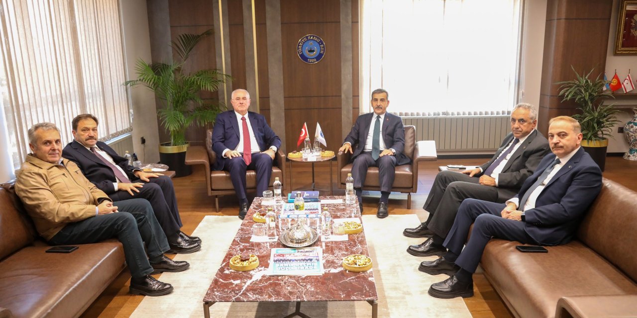 Ombudsman'dan Türkiye Kamu-Sen'e Ziyaret! Görüşmede Dikkat Çeken Mesajlar