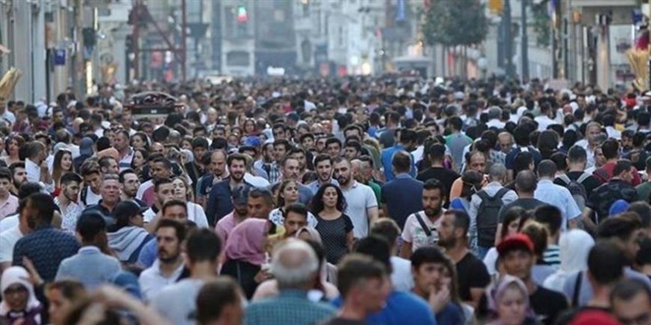 Yeni Anket Açıklandı: İki Parti Arasındaki Fark 14,5 Puan