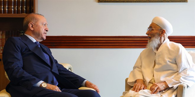 Erdoğan’dan Kur’an-ı Kerim Hocası Ali Kemal Hut’a Vefa Ziyareti