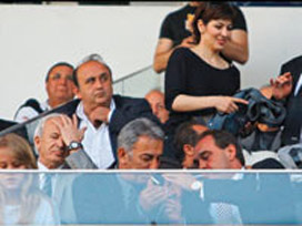 Sigara paketi artık stada giremeyecek