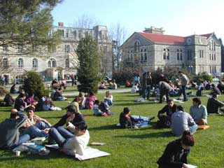 Binlerce Öğrencinin Bursu İptal