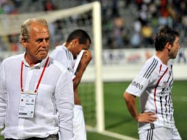 Mustafa Denizli'den istifa sinyali