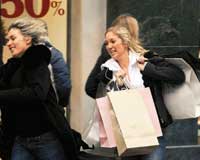 Ekonomik kriz bile sosyetenin alışveriş turunu engellemedi