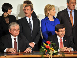 Uzmanlardan alkış CHP-MHP'den veryansın