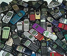 Van'da kaçak cep telefonu operasyonu