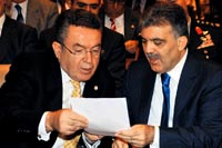 Gül: Rektör yetkimi devretmeye hazırım