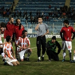 Sahada Çılgın Evlilik Teklifi