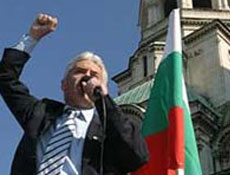 Komşuda Türkçe'ye yasak mı geliyor?