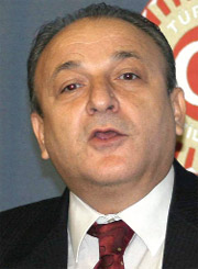 MHPli Vural: Arınç levye oldu