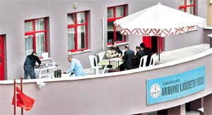 Okulda hamsili parti