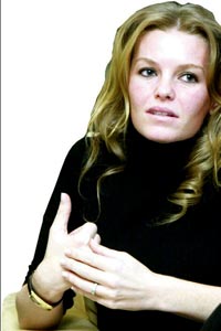 Alara Uzan'a boş villa şoku