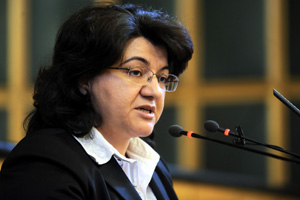 Ayna: PKK siyasete katılmalı