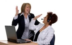 Kadınlar patronları eğitiyor