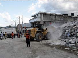 Enkaz altından 10 gün sonra sağ çıktı