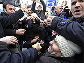 Tekel işçileri Köşk'e çıkmak istiyor