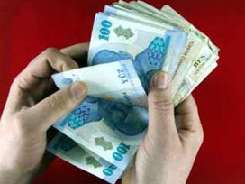 TÜKETİCİLERİN BANKALARA BORCU 114.3 MİLYAR YTL