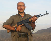 Polisi şehit eden teröriste teğmenlerden övgü