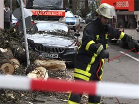 Avrupa'da fırtına: 52 ölü