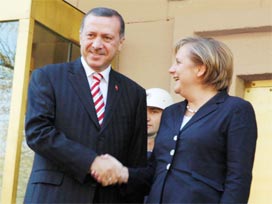 Merkel'in 4 yıl sonra geliş nedeni