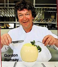 Kahvaltıda devekuşu yumurtası!