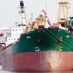 19 Türk gemici imdat istedi